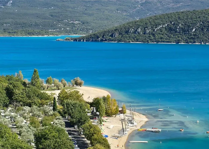 Camping Saint-Laurent-Du-Verdon Station touristique *