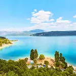 Camping Saint-Laurent-Du-Verdon * Saint-Laurent-du-Verdon