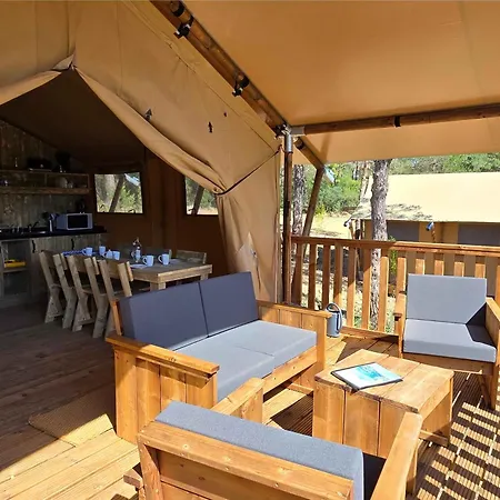Camping Saint-Laurent-Du-Verdon 度假村