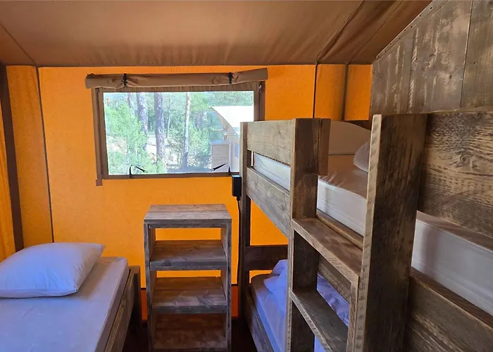 Camping Saint-Laurent-Du-Verdon * Saint-Laurent-du-Verdon